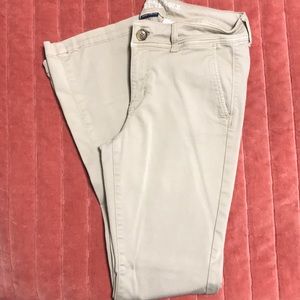American Eagle Outfiters Kick Boot Khakis